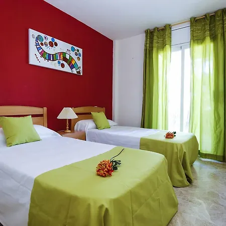 Ventura 6 * Salou
